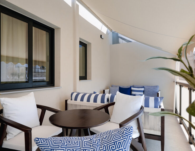 Exclusive Apartment with Balcony - Monastiraki Hotel